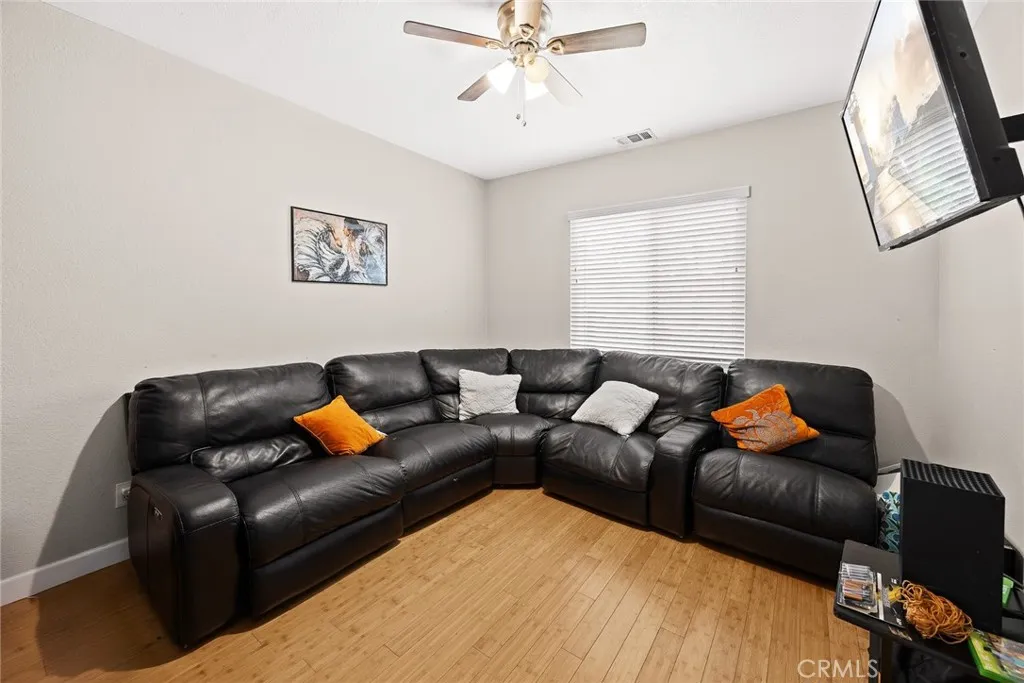 Additional image 70 of 125 E Saint Andrews St, Ontario, CA 91761