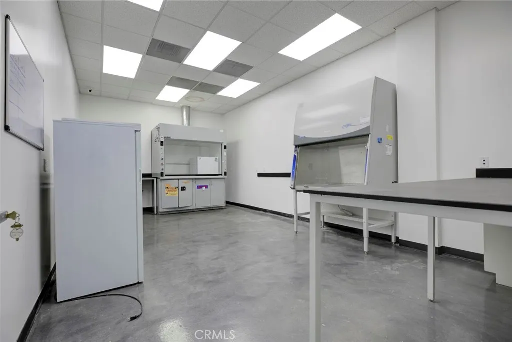 Additional image 21 of 18417 Bryant Street, Northridge, CA 91325