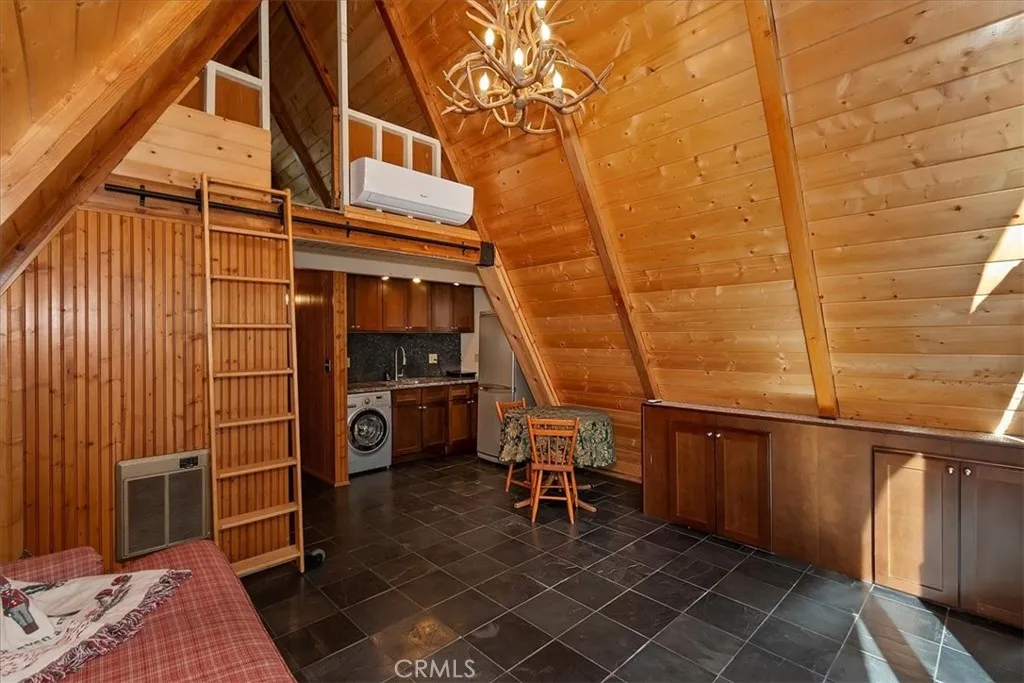 Additional image 5 of 33005 Arrowbear Dr, Arrowbear, CA 92382