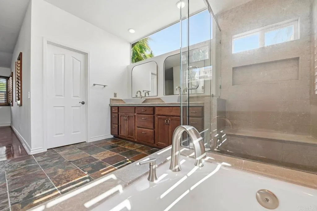 Additional image 32 of 2070 Tiffany Drive, Oceanside, CA 92056