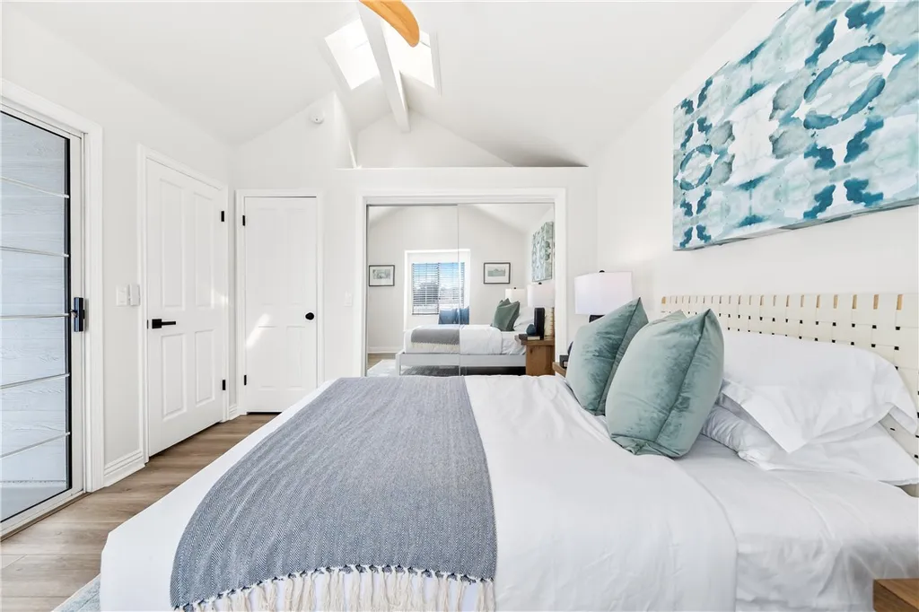 Additional image 50 of 423 18th Street, Huntington Beach, CA 92648