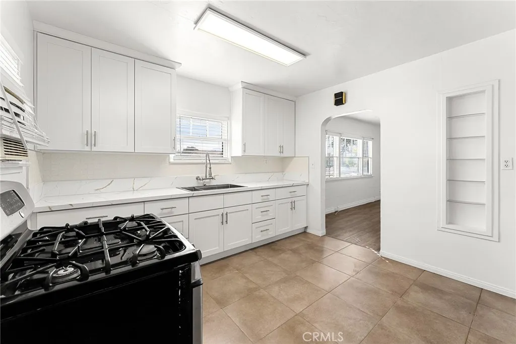 Additional image 24 of 939 E Olive Street, Colton, CA 92324