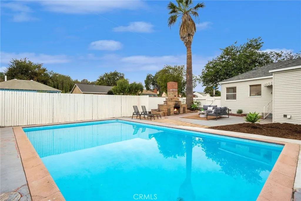 Additional image 63 of 3910 E De Ora Way, Long Beach, CA 90815