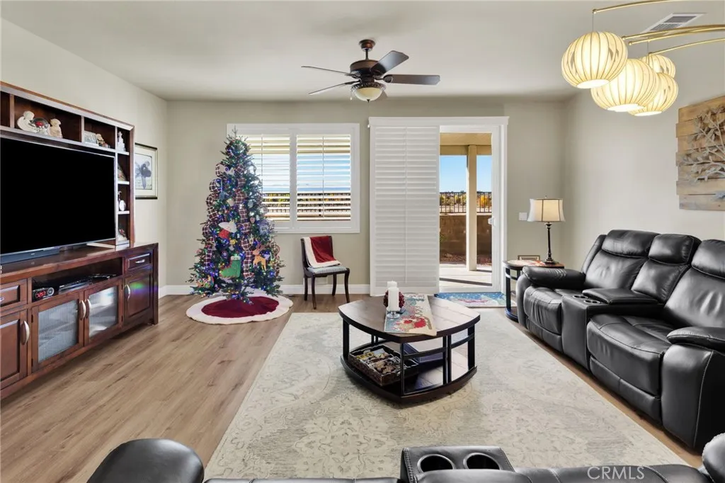 Additional image 10 of 10332 Darby Rd, Apple Valley, CA 92308