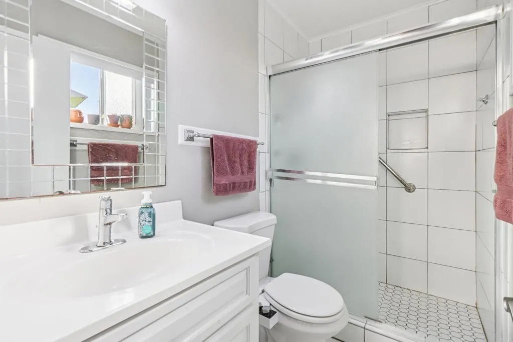 Additional image 54 of 10710 Foxwood Road, San Diego, CA 92126