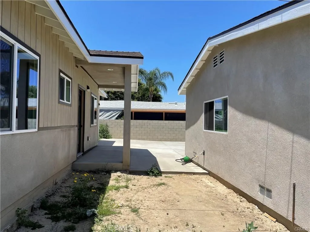 Additional image 7 of 2302 W La Verne Avenue, Santa Ana, CA 92704