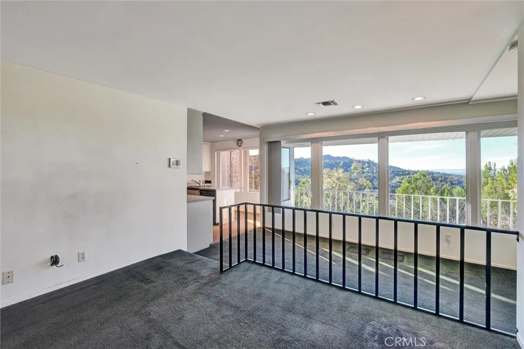 Additional image 18 of 3219 Tareco, Los Angeles, CA 90068