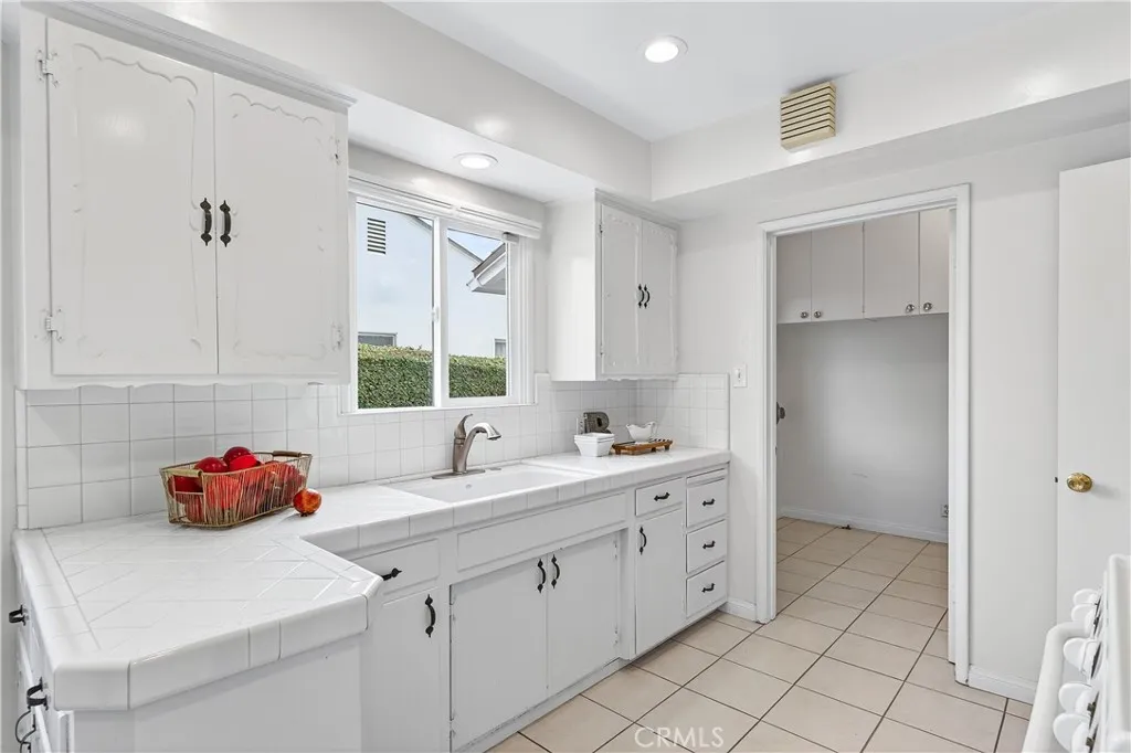 Additional image 39 of 1005 W 20th St, Santa Ana, CA 92706