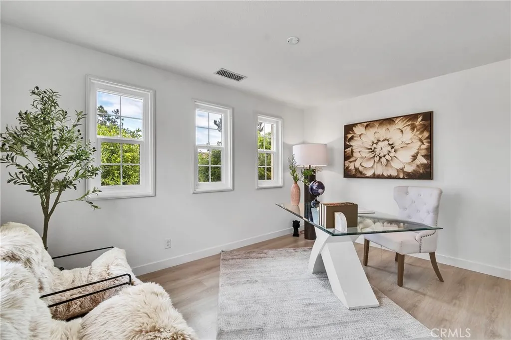 Additional image 11 of 57 Waterman, Irvine, CA 92602