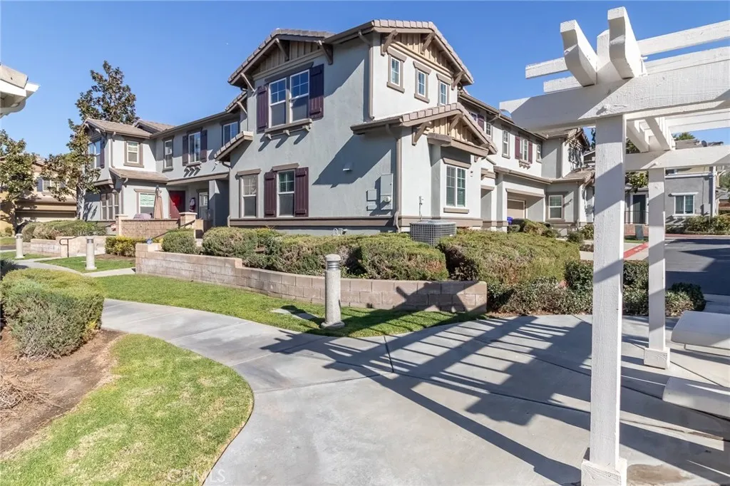 Additional image 2 of 22331 Blue Lupine Cir, Grand Terrace, CA 92313