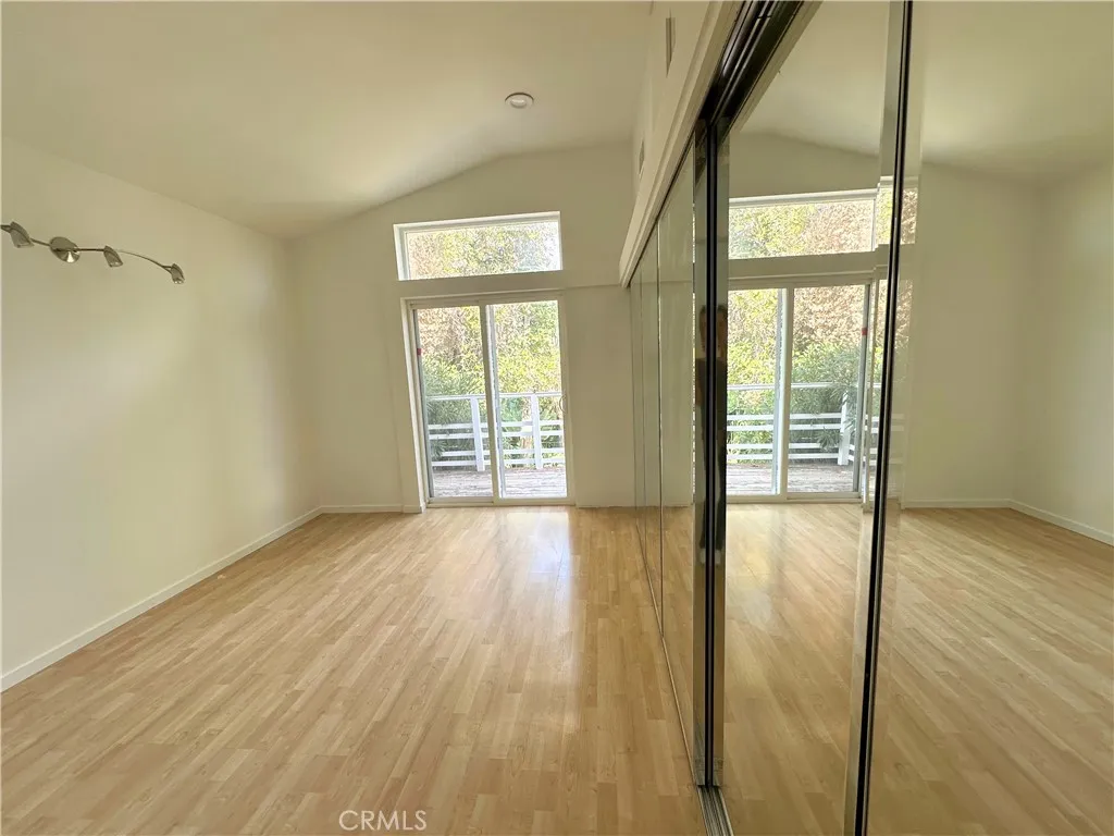 Additional image 19 of 22037 Ybarra, Woodland Hills, CA 91364