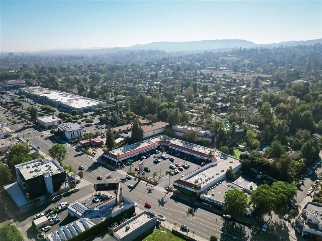 Additional image 22 of 19936 Ventura Boulevard, Woodland Hills, CA 91364