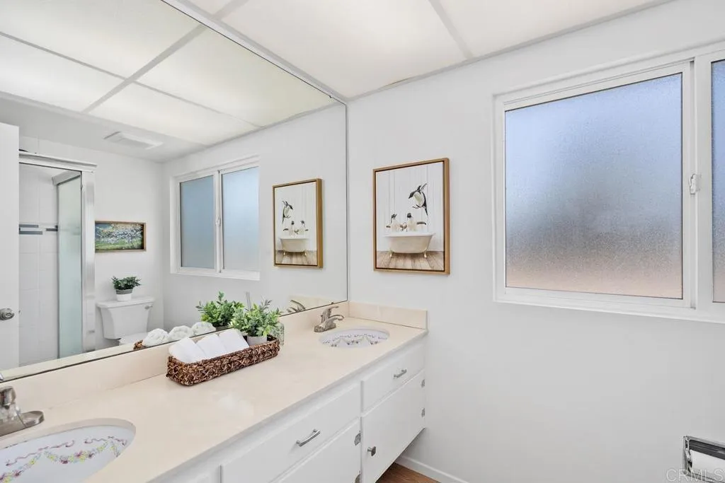 Additional image 66 of 3542 Governor Drive, San Diego, CA 92122