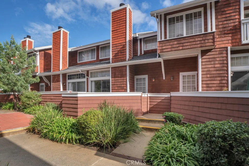 Additional image 37 of 19431 Sherman Way Unit 10, Reseda, CA 91335