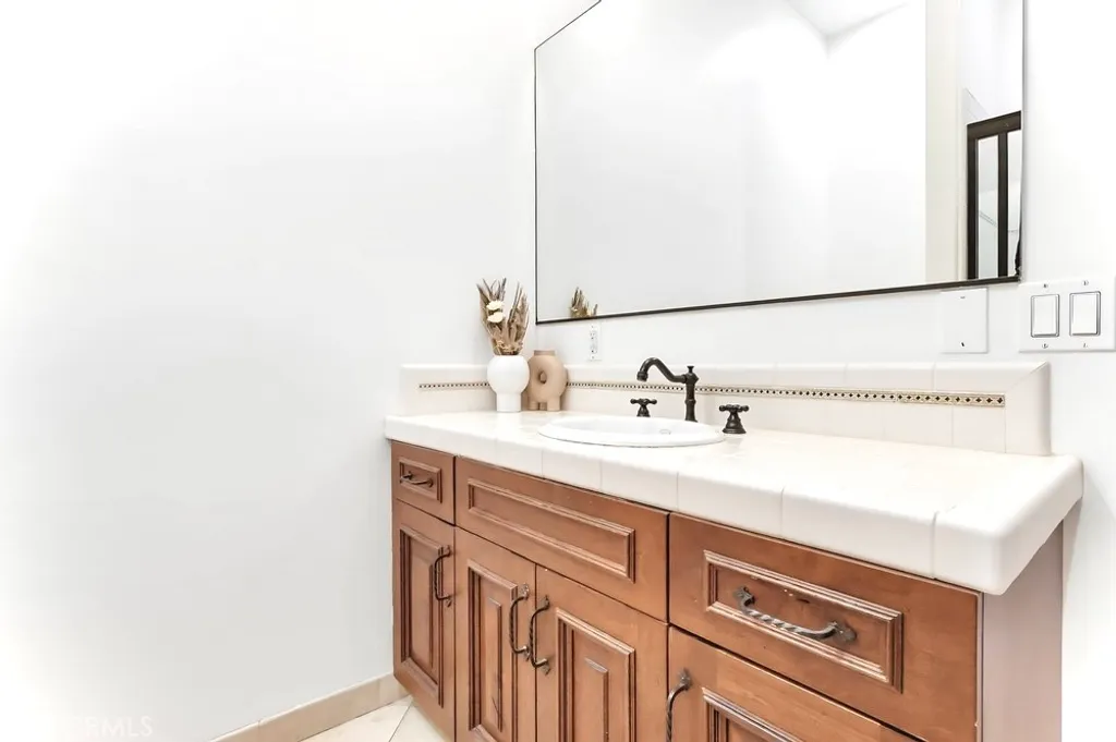 Additional image 53 of 1805 Outpost Drive, Los Angeles, CA 90068