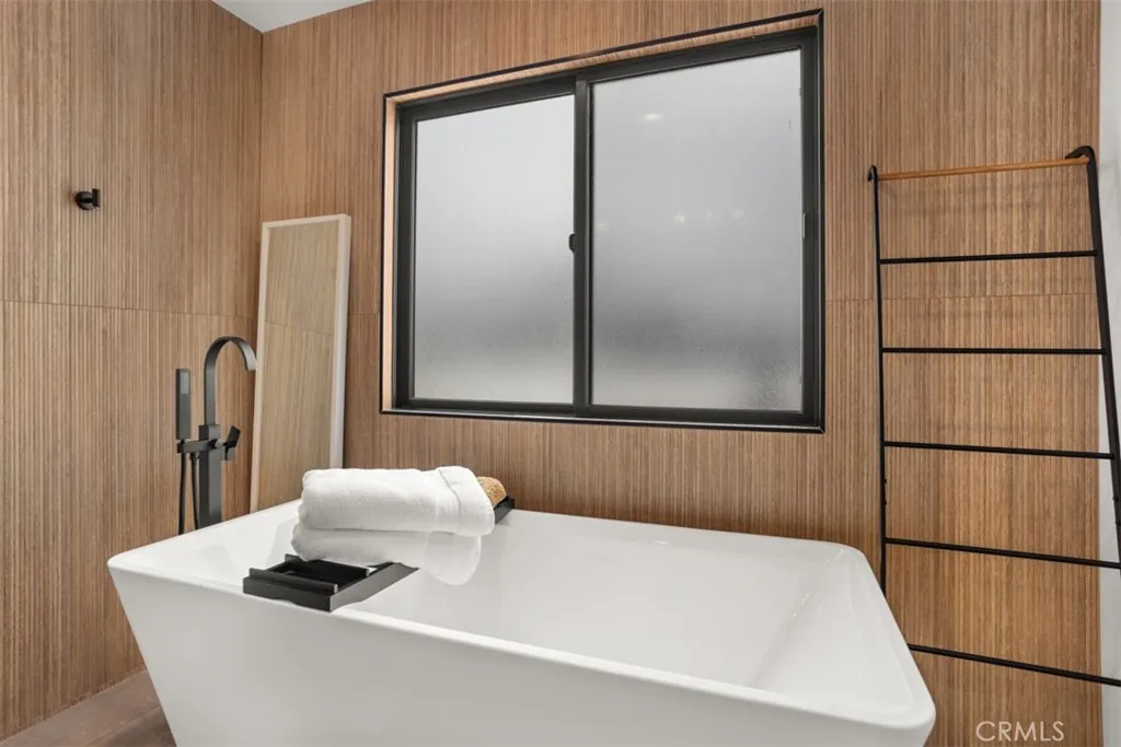 Additional image 110 of 307 18th Street, Huntington Beach, CA 92648