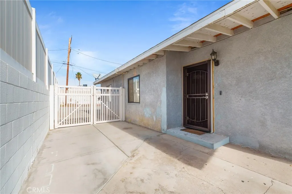 Additional image 37 of 913 E Virginia Way, Barstow, CA 92311