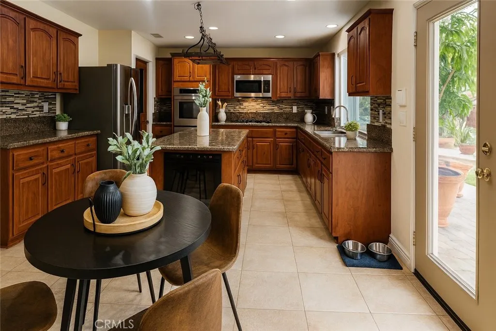 Additional image 57 of 2559 Gilbert Avenue, Corona, CA 92881