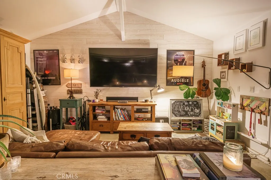 Additional image 65 of 704 Valita St, Venice, CA 90291