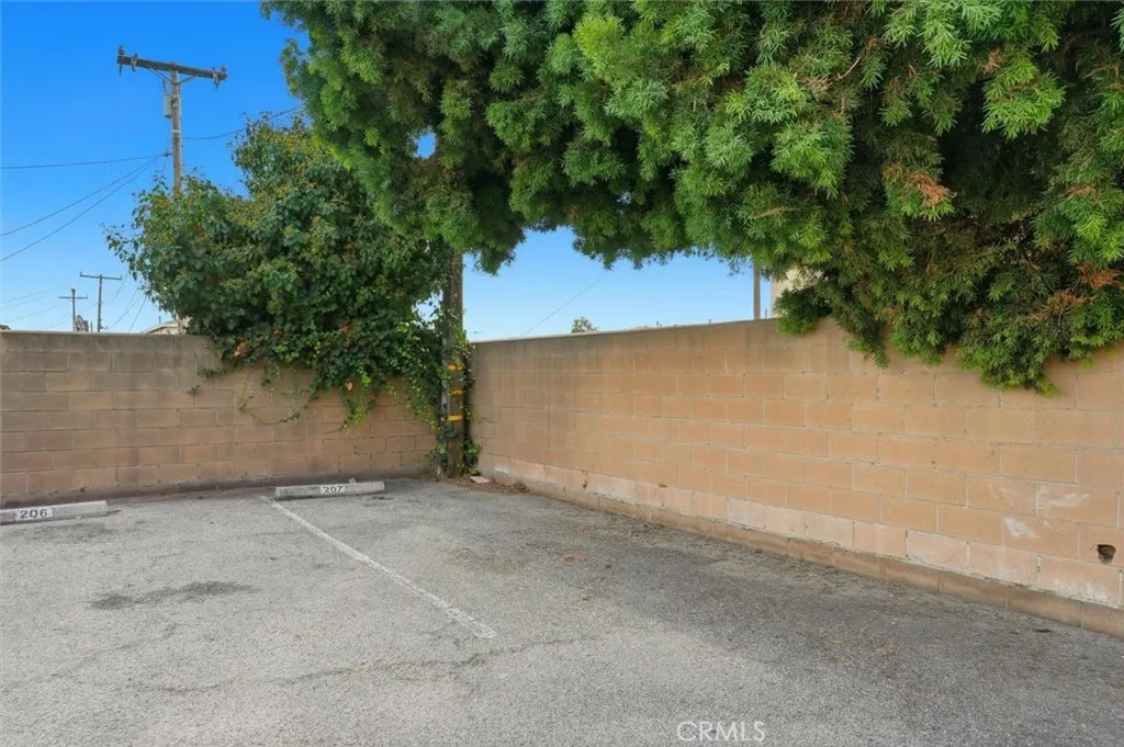 Additional image 50 of 1036 Magnolia Ave Unit 207, Gardena, CA 90247