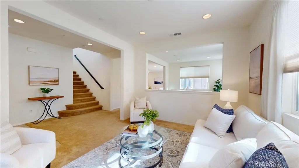 Additional image 44 of 28620 Vista Del Rio, Valencia, CA 91354