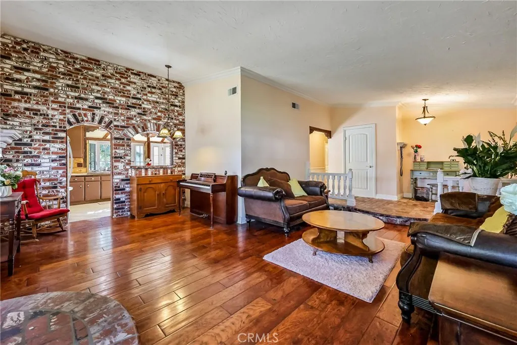 Additional image 73 of 2490 Michigan Dr, Claremont, CA 91711