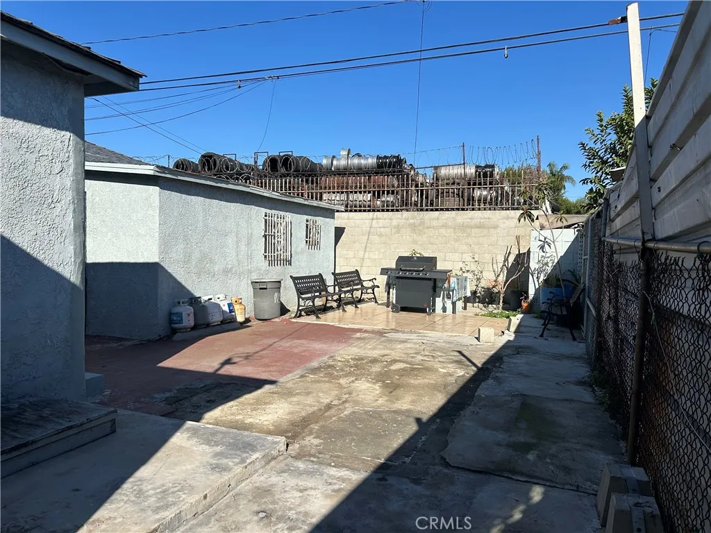 Additional image 36 of 2011 E Elizabeth St, Compton, CA 90221