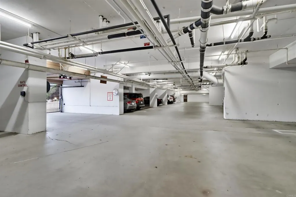 Additional image 94 of 230 W Laurel Street Unit 502, San Diego, CA 92101