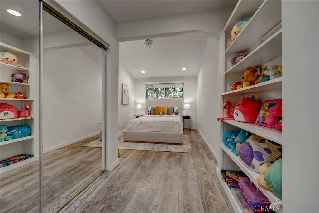 Additional image 73 of 11771 Laurelwood, Studio City, CA 91604