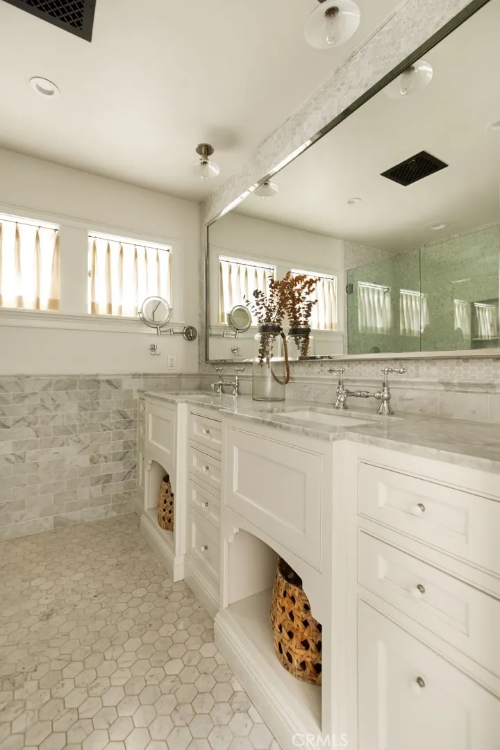 Additional image 112 of 326 Ruby St, Laguna Beach, CA 92651