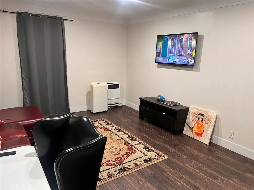 Additional image 28 of 1205 W 57th St, Los Angeles, CA 90037