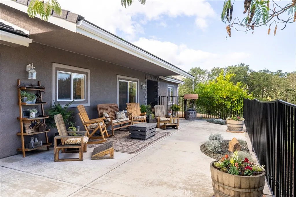 Additional image 6 of 10844 Vista Rd, Atascadero, CA 93422