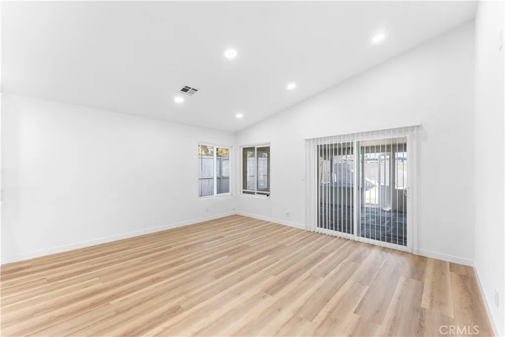 Additional image 81 of 43117 Bloomingpark St, Lancaster, CA 93536