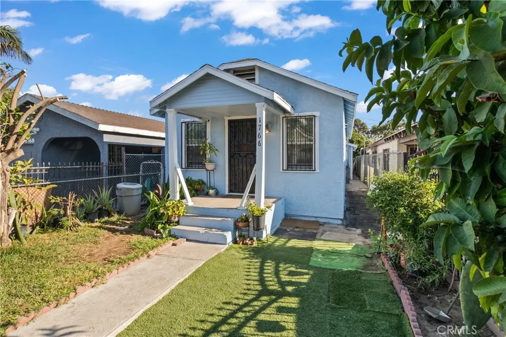 Additional image 5 of 1766 E 105th St, Los Angeles, CA 90002