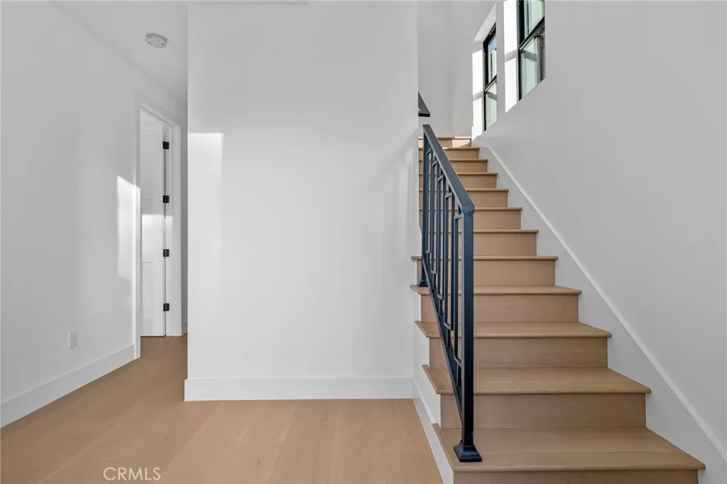 Additional image 41 of 110 S Irena Avenue Unit A, Redondo Beach, CA 90277