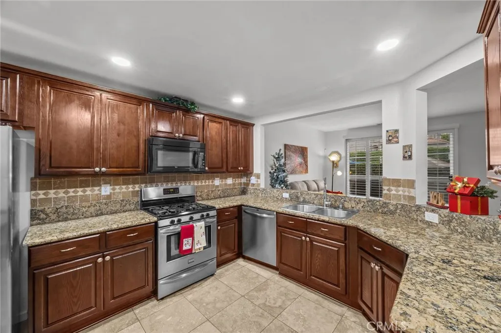 Additional image 15 of 2261 Indigo Hills Drive Unit 3, Corona, CA 92879