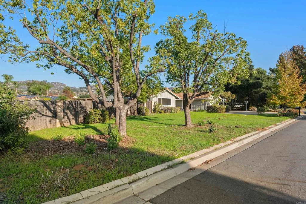 Additional image 15 of 1940 Willowbrook Court, El Cajon, CA 92019