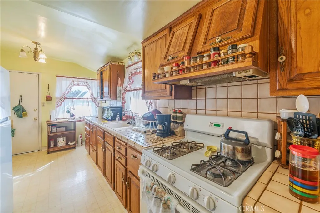 Additional image 21 of 322 N Avenue 56 Ave, Los Angeles, CA 90042