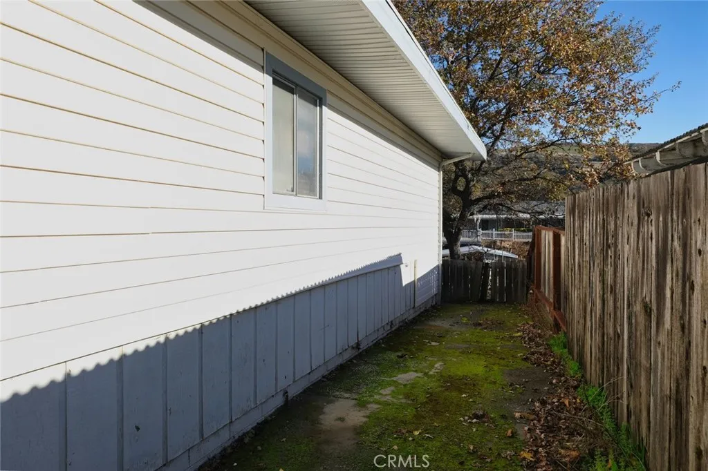 Additional image 62 of 13238 Driftwood Vlg, Clearlake Oaks, CA 95423