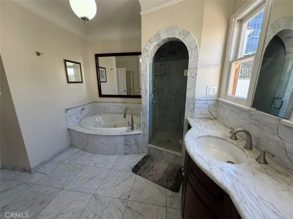 Additional image 44 of 113 N Doheny Dr, Beverly Hills, CA 90211