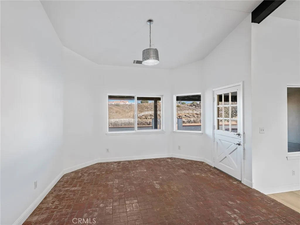 Additional image 70 of 8135 Winmar, Hesperia, CA 92344