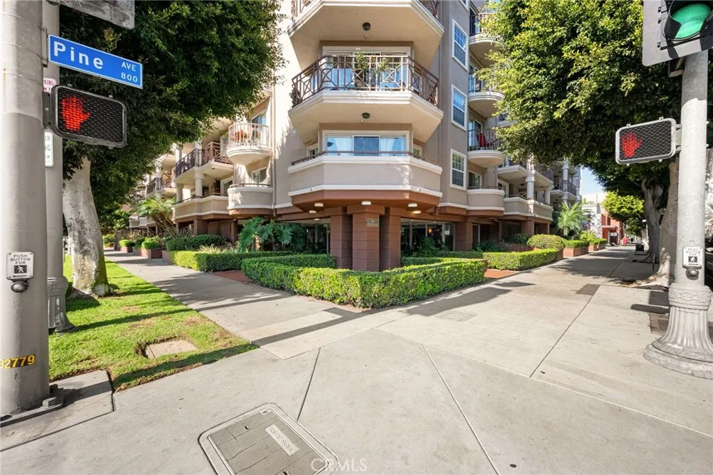 Additional image 3 of 801 Pine Avenue Unit 304, Long Beach, CA 90813