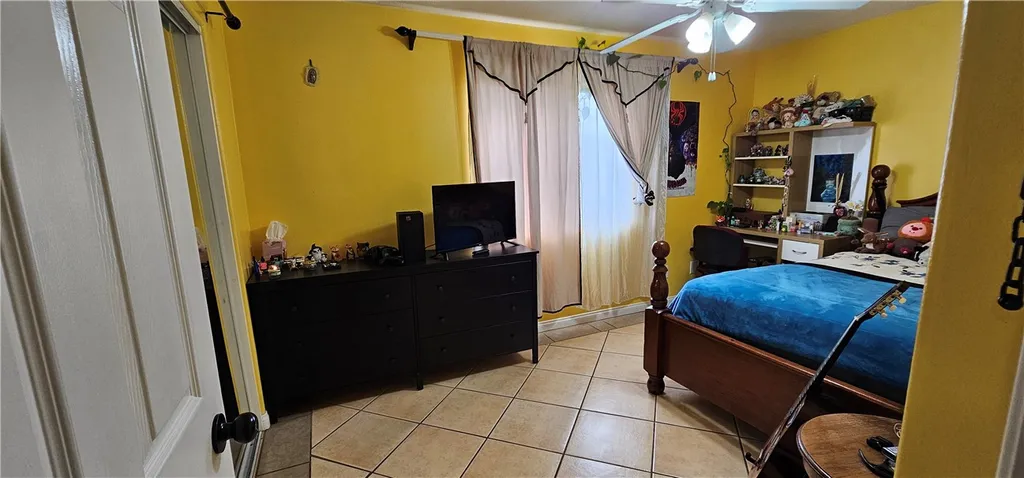 Additional image 9 of 16635 Elm St, Hesperia, CA 92345