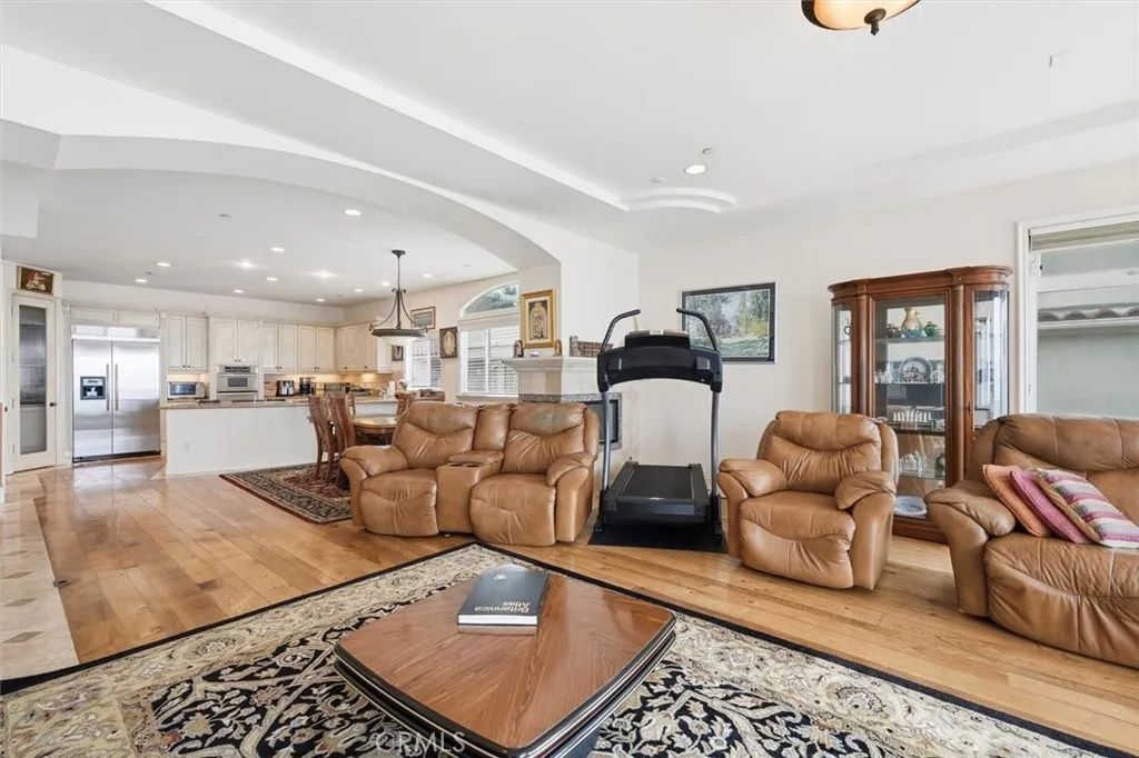 Additional image 69 of 814 Esplanade Unit A, Redondo Beach, CA 90277