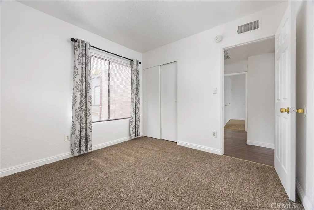 Additional image 18 of 5908 Almendra Court Unit C, Bakersfield, CA 93309