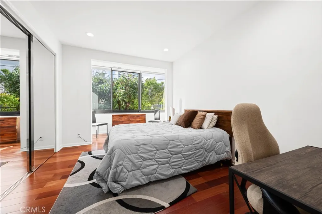 Additional image 16 of 1277 S Beverly Glen Boulevard Unit 405, Los Angeles, CA 90024