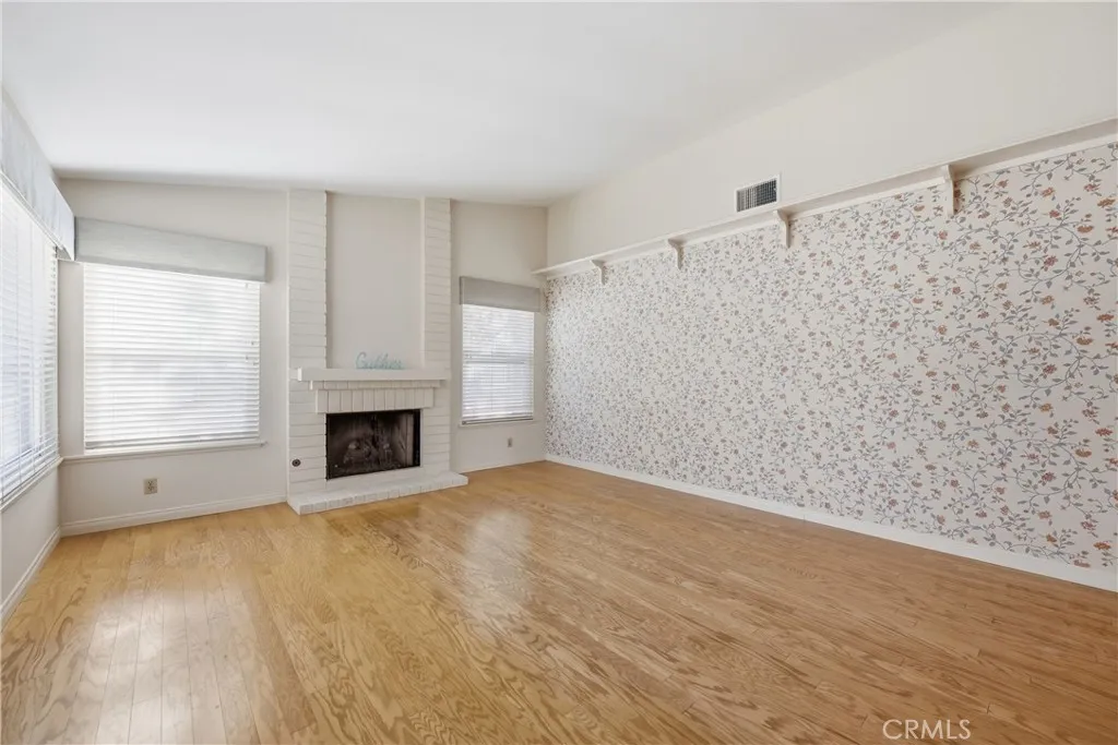 Additional image 24 of 13693 Bear Valley Road, Moorpark, CA 93021