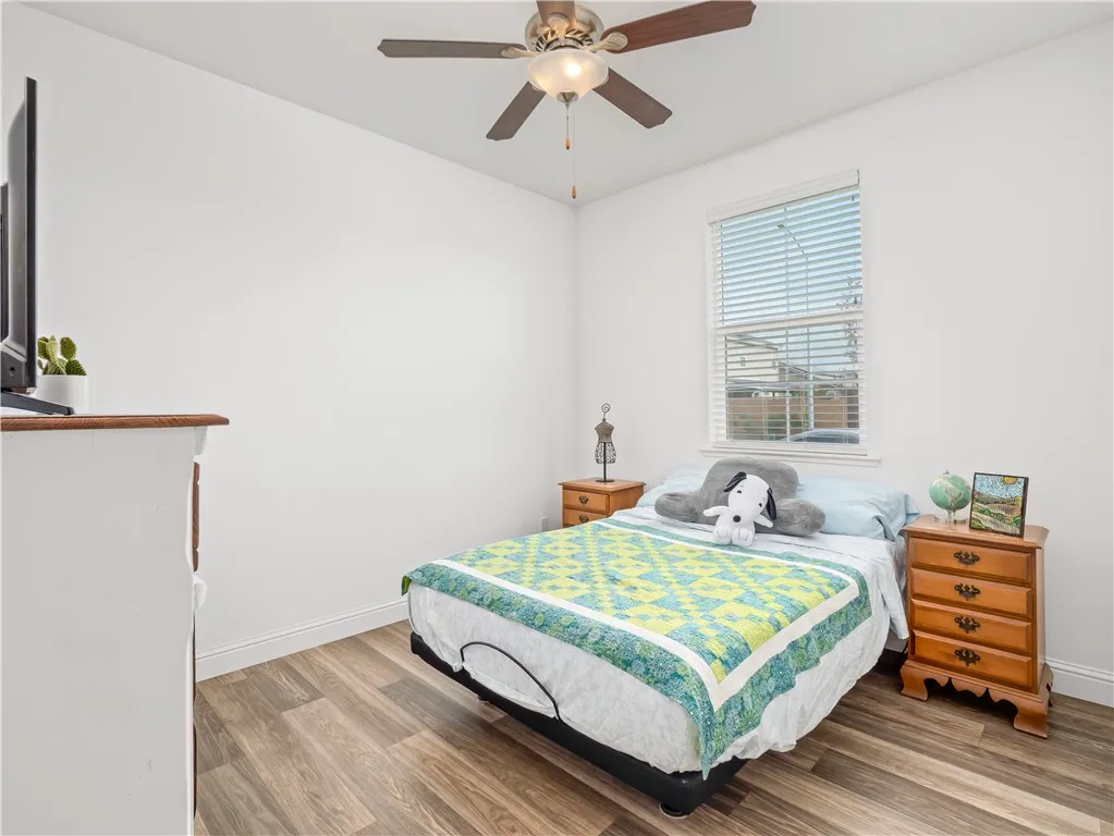 Additional image 73 of 425 Karen Ave, Kerman, CA 93630