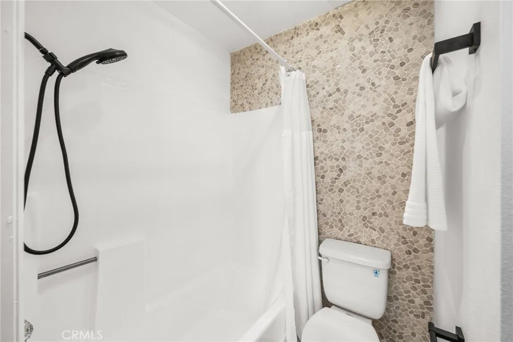 Additional image 23 of 2500 Abbot Kinney Unit 10, Venice, CA 90291