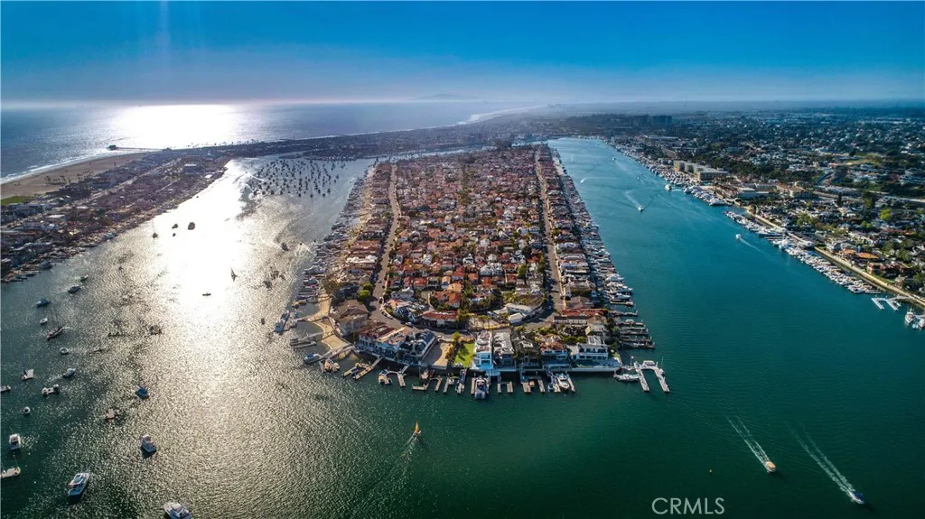 211 Via Dijon, Newport Beach, CA 92663